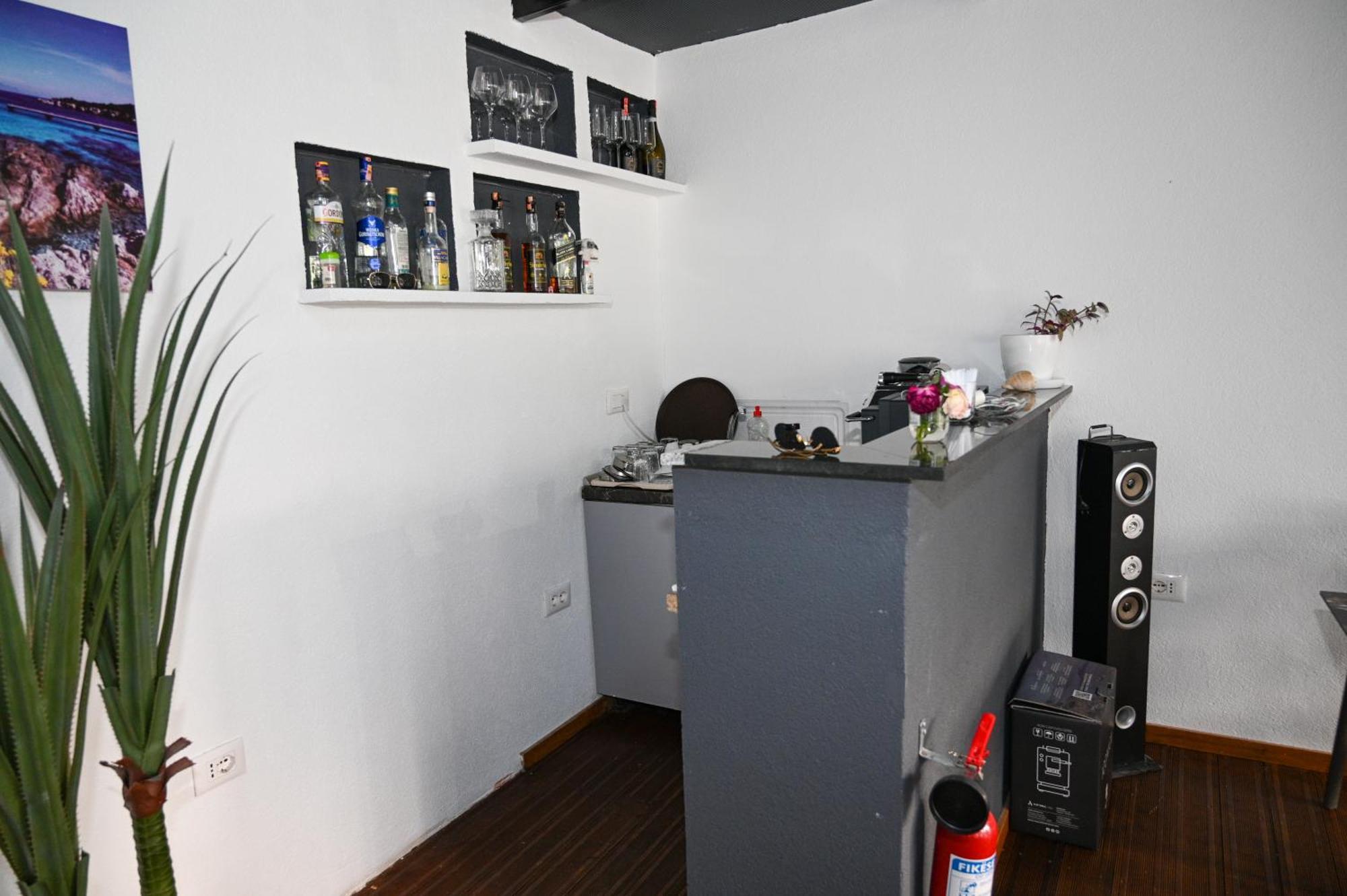 Vila Aaron Durrës Buitenkant foto
